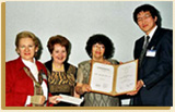 (Presentation of the IBBY-Asahi Reading Promotion Award 2003, Bologna, Italy) click here